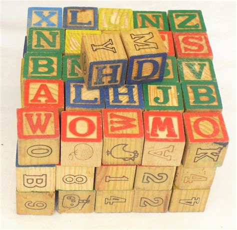 15 Vintage Wooden Alphabet Blocks Childrens Toy Play Letters 26a