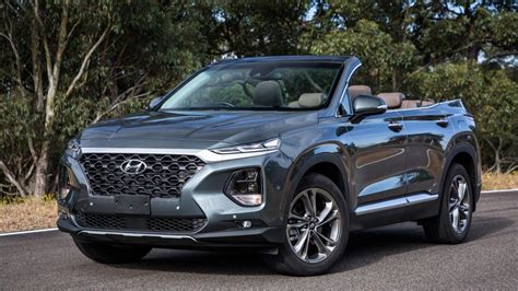 Hyundai Santa Fe Cabriolet Is World S First Seat Topless Suv
