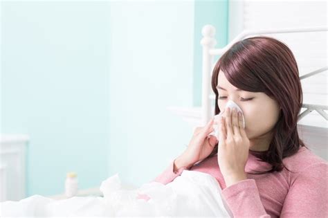 The Different Stages Of A Common Cold