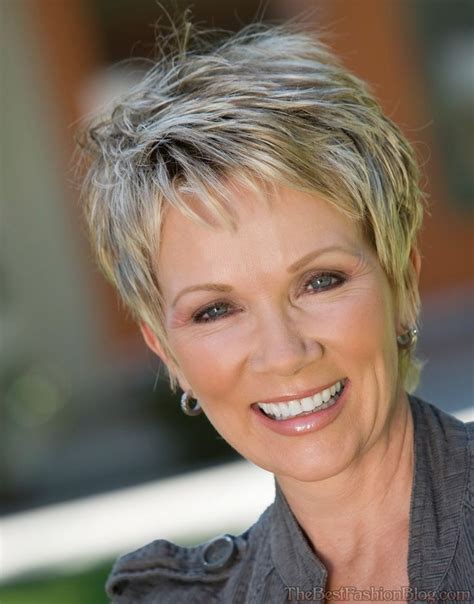Beautiful short hairstyles for older women it is psychologically important for a woman of any age to look attractive and even irresistible. Old woman haircuts photo - 4 | Kapsels voor kort haar ...