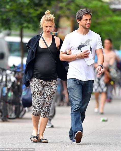 Pin By Moonchild Waterbaby On Celeb Candids Claire Danes Hugh Dancy