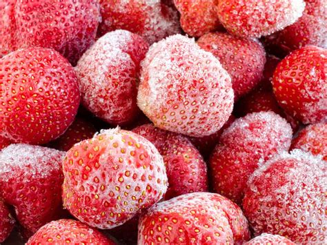 How To Freeze Whole Strawberries Saga