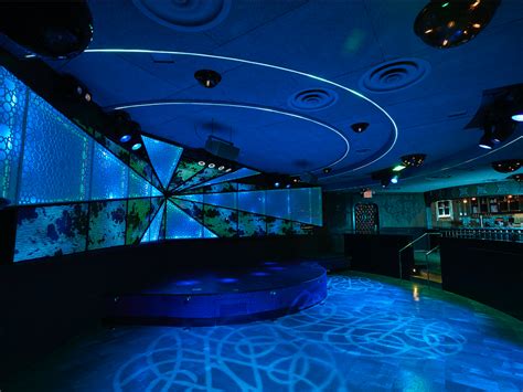 14 Best Nightclubs And Lounges In Nyc For House Techno And More