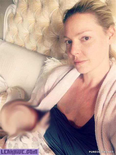 Leaked Katherine Heigl Covering Topless And Lingerie Private Photos