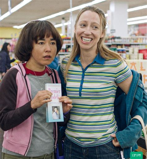 Why You Should Be Watching Pen15 On Hulu