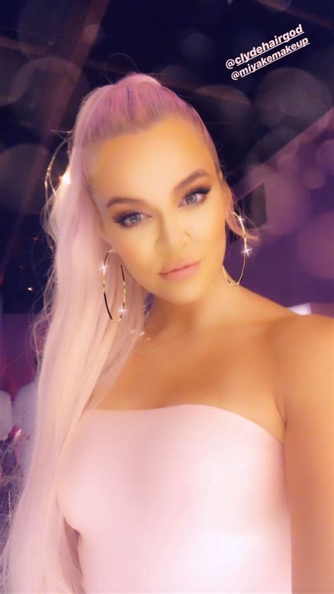 Khloe kardashian hair bob 2019 was a hairstyle that everyone admired. Khloé Kardashian Debuts Long, Pink Ponytail at Kylie Skin ...