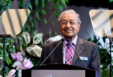 He held the post for 22 years from 1981 to 2003, making him malaysia's longest serving prime minister. Pergaulan anak Cina dengan kaum lain seperti 'anathema ...