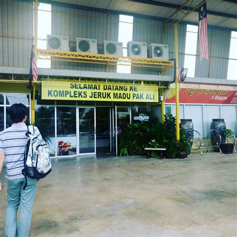 Kebiasaannya kalau beli jeruk adalah di kawasan terbuka seperti di. Tertunailah Hasrat Di Hati