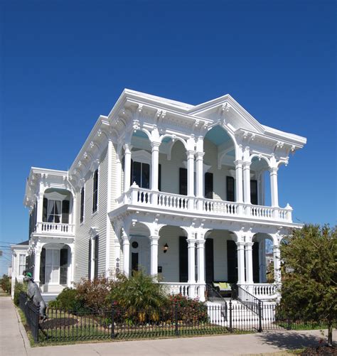 Galveston Historic Homes Tour - Galveston Historic Foundation | Historic homes, Antebellum homes 