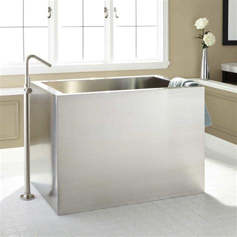 This white square japanese style soaking tub. Square Soaking Tub - Bathtub Designs