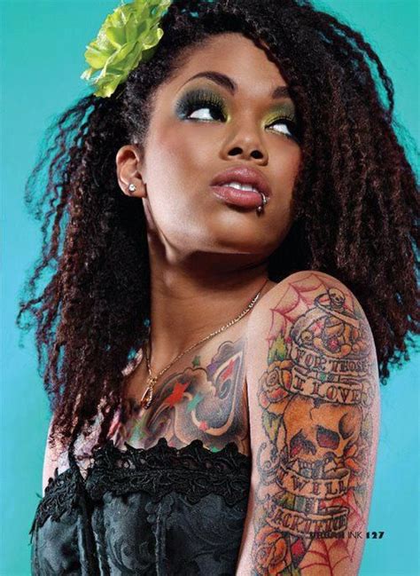 Female Tattoo Tatuagens Em Pele Negra Tatuagens Em Pessoas Negras Pele Morena