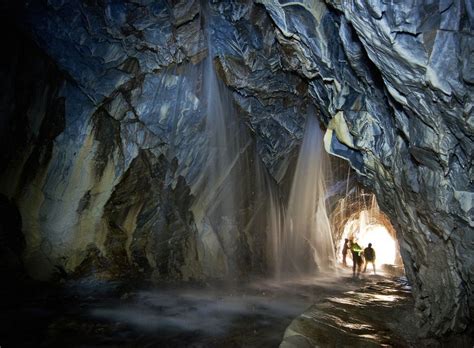 Water Curtain Cave Shuilian Dong Taiwan 国立公園 神秘的な場所 岩壁