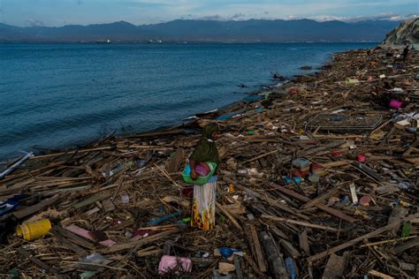In Disasters Grip Again And Again On Indonesian Island The New