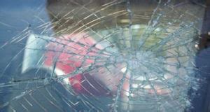 Anyone who has a phone that won't turn on, has suffered significant damage from water or other liquids, or even has a cracked screen must pay. Mobile Venice Florida Windshield Replacement - Auto Glass Warehouse