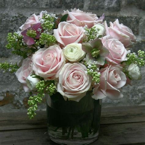 Seasonal Rose Vase Arrangement Kensington Flowers