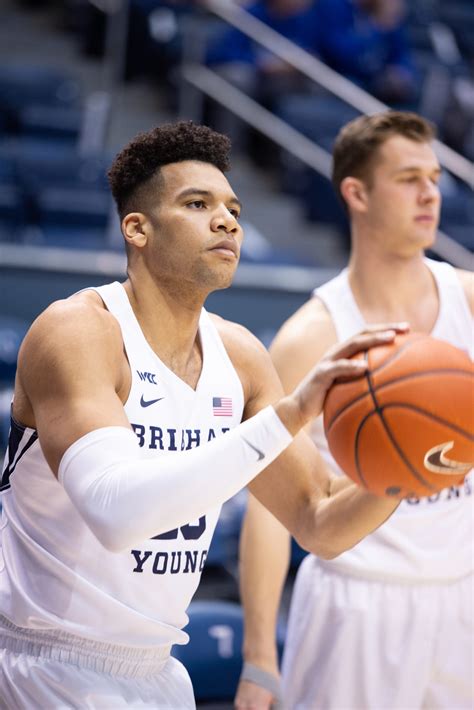 Photo Story No 23 Byu Takes Down No 2 Gonzaga In Historic Event That