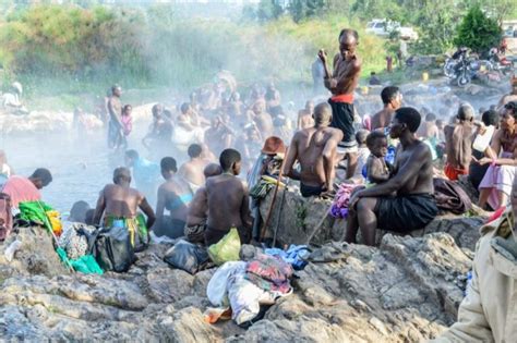Hot Springs In Uganda Uganda Safari Attractions Hotsprings