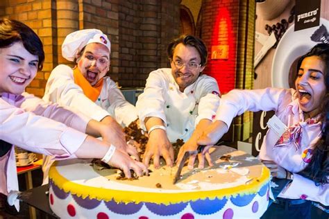 Für jeden anlass die richtige torte bestellen und freude bereiten. »Kuchen macht glücklich« beim Berliner Hoffest 2016 ...