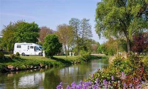 7 Most Popular RV Rental Services | Perfect Campers