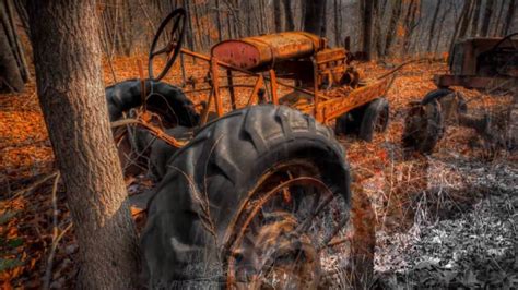 Old Abandoned Farm Tractors Youtube