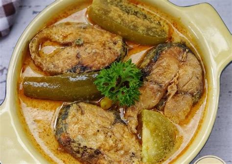Ikan tongkol pedas bumbu kuning pun siap disajikan. Resep Ikan santan pedas oleh Susi Agung | Resep | Makanan, Resep ikan, Resep
