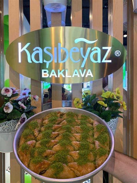 Best Baklava In Istanbul Everything About The Turkish Dessert