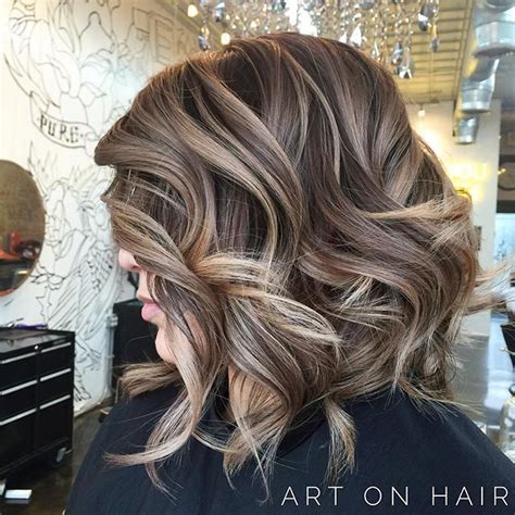 If you want to set yourself apart from the crowd and add some brightness to your style, toss in some light blonde locks in a balayage manner. 50 Hottest Balayage Hairstyles for Short Hair - Balayage ...