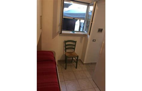 L'appartamento è libero da mobili ed è così composto: Privato Affitta Casa Vacanze, Vacanza a San Felice Circeo ...