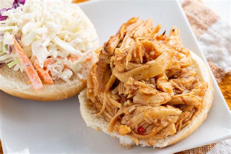 Best lunch recipes, healthy sandwich . Shredded Chicken Sandwiches - RecipeLion Gold Club