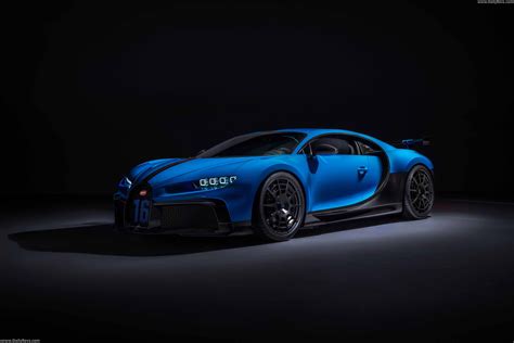 It's lighter and quicker than the standard chiron and it was developed for twisty roads. 2021 Bugatti Chiron Pur Sport - HD Pictures, Videos, Specs ...