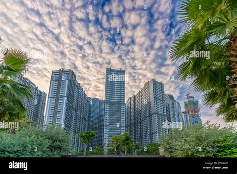 Panoramic Skyscrapers At Sunset With Sky Impressive In Apartment