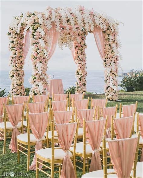 21 Totally Elegant Pink And Gold WeddingColor Ideas Metallic Wedding