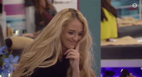 big brother 2014 ashleigh coyle tells chris wright he makes her a lot