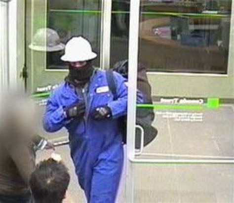 Bank Robbery Suspect Had Inside Information Police Say Cbc News