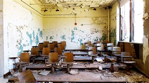 Hd Wallpaper Detroit United States School Paint Abandoned