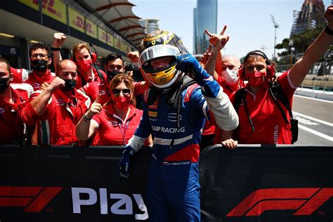 F2 Baku Shwartzman Takes Dominant Win In First Sprint Race