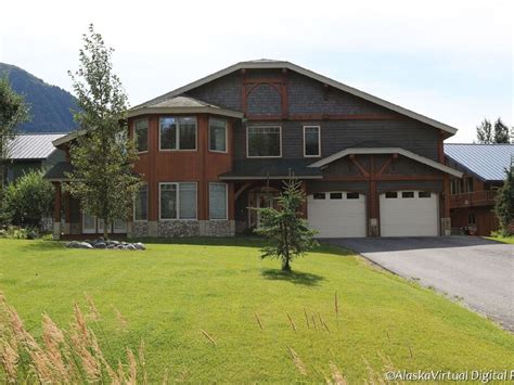 3000 square feet — take the square root, and see it can be made with a square 54.77 feet on a side. Mountain luxury; 3000 sq ft home with view, pool table and ...