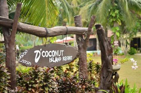 This pulau besar resort is on the beach, 19.5 mi (31.3 km) from pulau rawa, and within 32 mi (52 km) of pulau tokong bahara and tioman marine. Pulau Besar: Awesome Island in Johor for an Exotic Beach ...