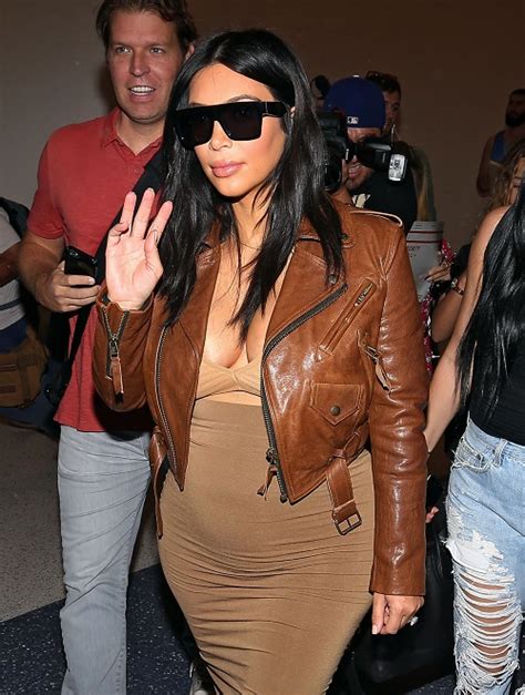 Kim Kardashian S Book Selfish Total Flop Only Sales In