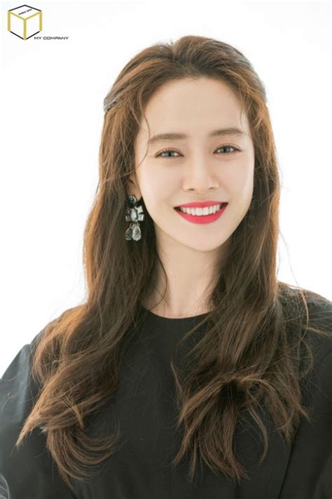 Song ji hyo visits kim jong kook's 'gym jong kook' for a workout after drinking. Asians Want To Meet Song Ji Hyo The Most, According To KOTRA