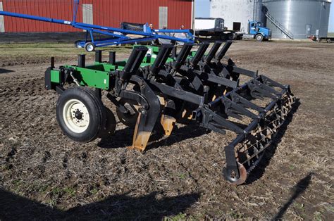 Unverferth Subsoiler 6 Shank With Coulters Gauge Wheels Mounted Rear
