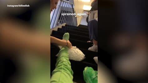 Watch Billie Eilish Sprained Her Ankle Before Performing In La Metro