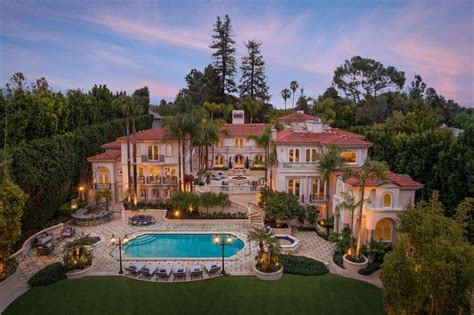 The Most Beautiful Mansion In The World