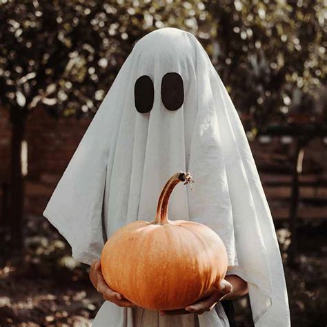 Classic Halloween Costumes For Timeless Trick Or Treating