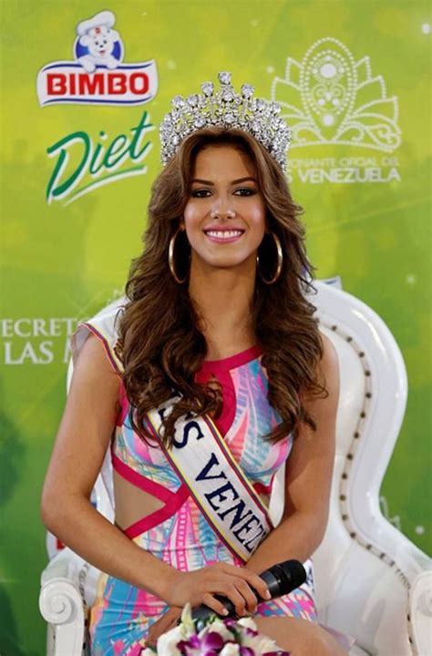 mariana jiménez miss venezuela 2014 en su rueda de prensa como la nueva soberana de la belleza