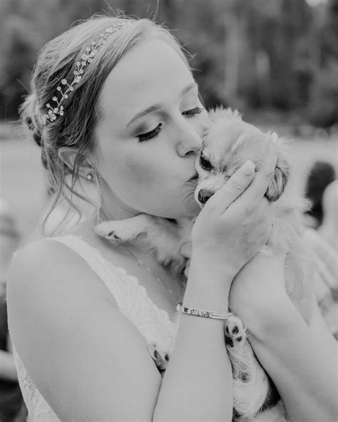 Bride With Her Dog 😍 She Dog Dogs Bride