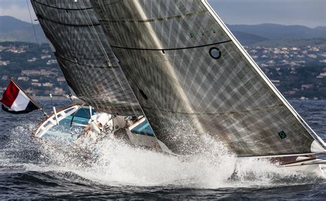 splash-essence-33-by-essence-yachts-the-essence-of-sailing-zeilen