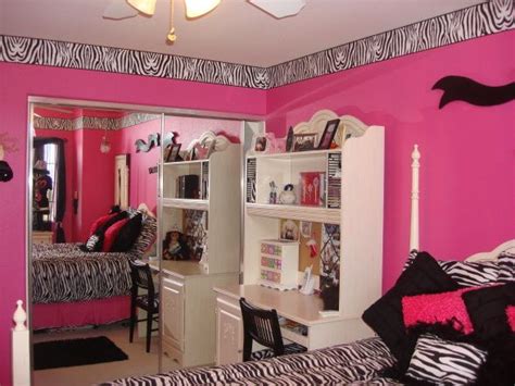 zebra bedroom for girls socialcafe magazine zebra bedroom hot pink room zebra room