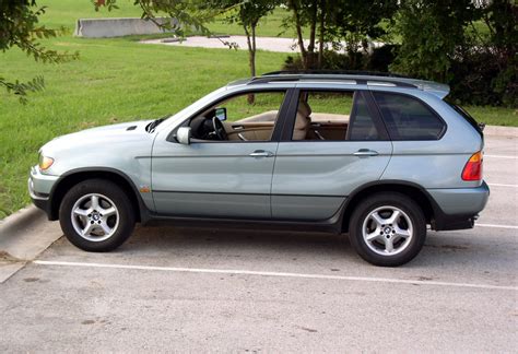 Learn more about price, engine type, mpg, and complete safety and warranty information. BMW X5 2002: Review, Amazing Pictures and Images - Look at the car
