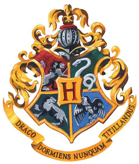 Pin By Erica Templeman On Harry Potter Universe Hogwarts Crest